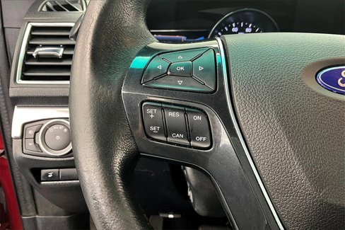 Used 2016 Ford Explorer Limited image 18
