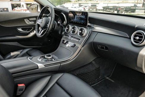 Used 2019 Mercedes-Benz C 300 Sedan image 19