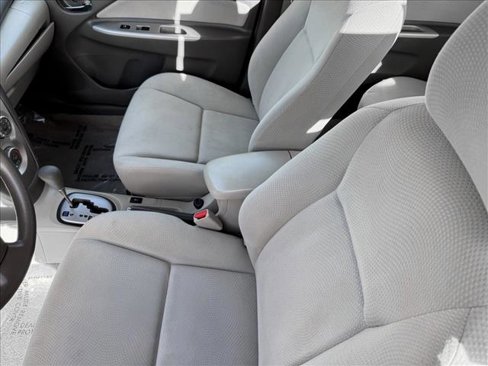 Used 2010 Toyota Yaris Sedan image 6