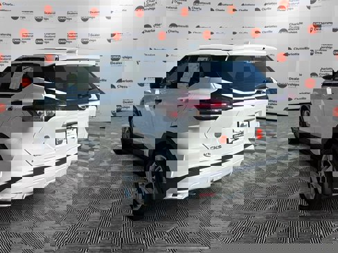 Used 2024 Nissan Kicks S image 3
