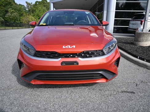 Used 2022 Kia Forte LXS w/ LXS Technology Package image 2