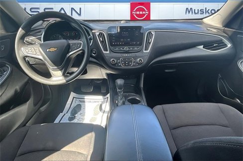 Used 2023 Chevrolet Malibu LT image 7