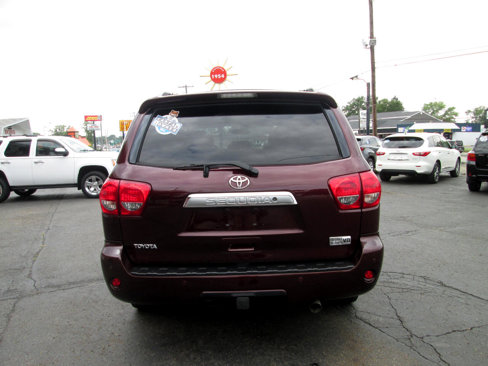 Used 2008 Toyota Sequoia Limited image 18