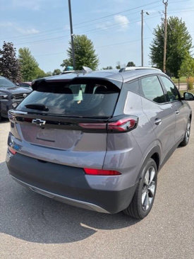 Used 2023 Chevrolet Bolt EUV LT w/ Convenience Package image 8