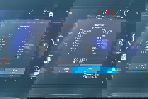 Certified 2025 Volvo S60 B5 Core image 27