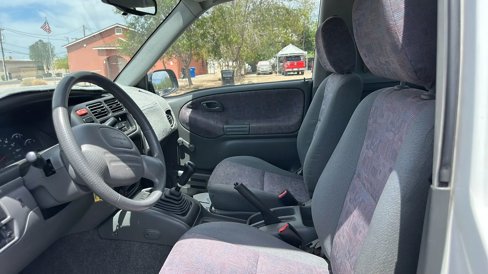 Used 1999 Chevrolet Tracker 2WD Convertible image 26