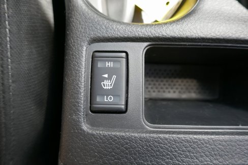 Used 2020 Nissan Rogue SV image 26