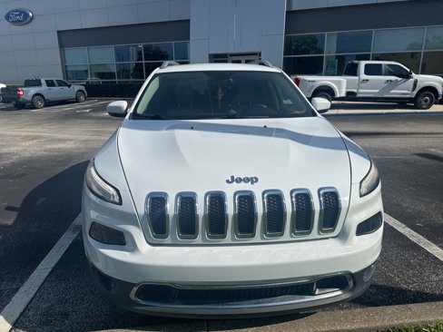 Used 2016 Jeep Cherokee Limited image 3