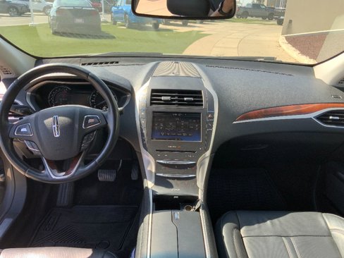 Used 2016 Lincoln MKZ w/ Equipment Group 300A Reserve image 18