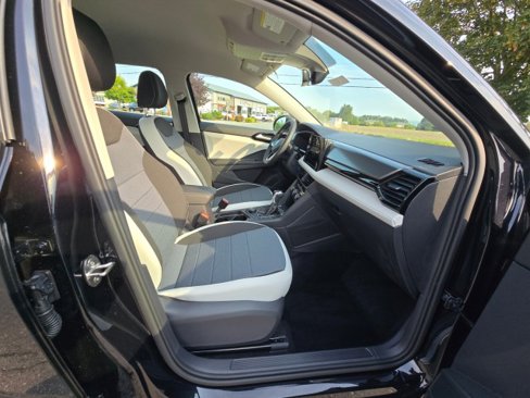 New 2025 Volkswagen Taos S image 11