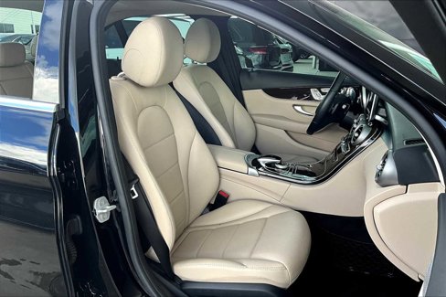 Used 2015 Mercedes-Benz C 300 Sedan image 8