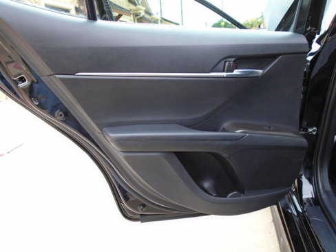 Used 2021 Toyota Camry SE image 29
