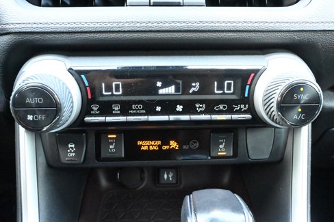 Used 2019 Toyota RAV4 Limited image 23