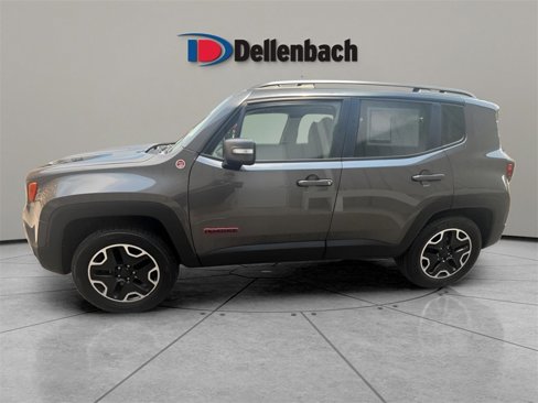 Used 2017 Jeep Renegade Trailhawk w/ Popular Equipment Group image 2