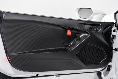 Used 2024 Lamborghini Huracan Tecnica image 9