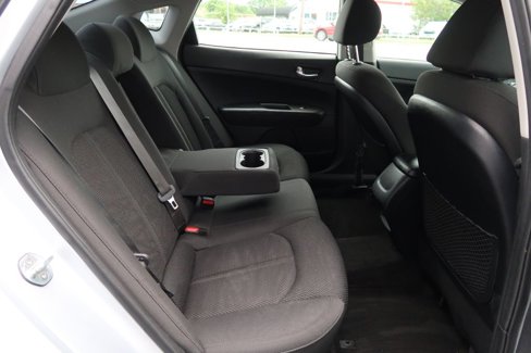Used 2020 Kia Optima LX image 8