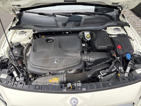 Used 2017 Mercedes-Benz GLA 250 4MATIC image 45