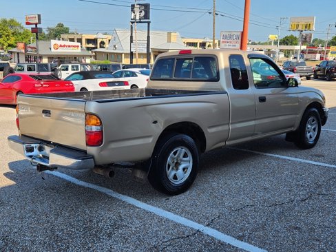 Used 2004 Toyota Tacoma 2WD Xtracab image 7
