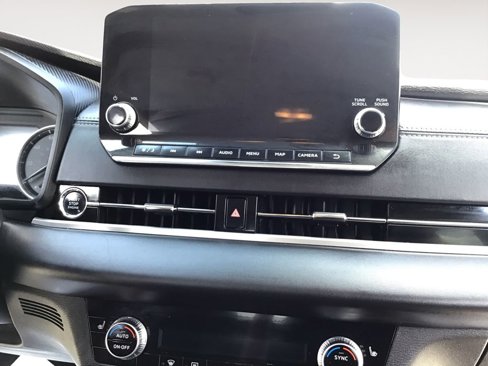 Used 2024 Mitsubishi Outlander SE image 21