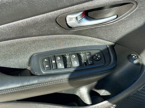 Used 2013 Dodge Dart SXT image 17