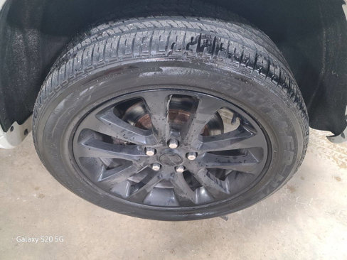 Used 2019 Jeep Grand Cherokee Altitude image 13