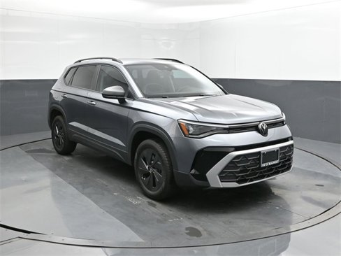 New 2025 Volkswagen Taos S image 22
