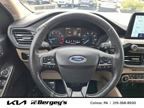 Used 2020 Ford Escape SEL image 20