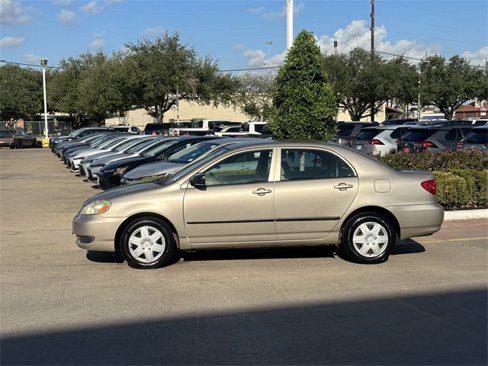 Used 2005 Toyota Corolla CE image 4