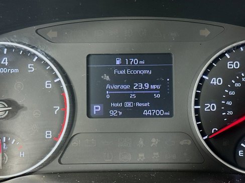 Used 2021 Kia Seltos LX image 18