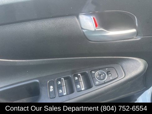 Used 2023 Hyundai Santa Fe SEL image 10