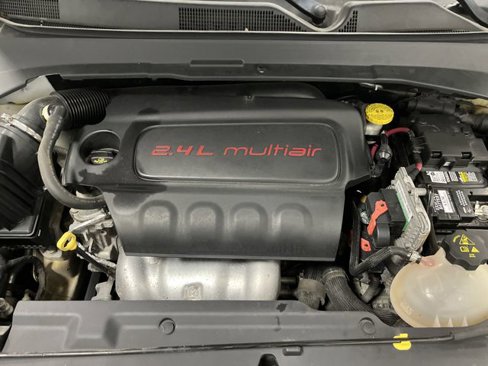 Certified 2018 Jeep Compass Limited w/ Navigation Group image 38
