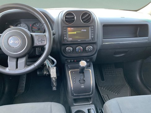 Used 2013 Jeep Patriot Latitude image 22