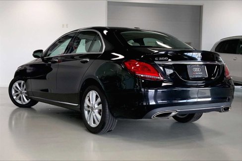 Used 2019 Mercedes-Benz C 300 4MATIC Sedan w/ Premium Package image 4