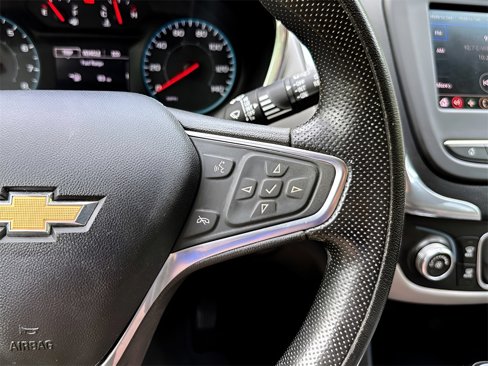Used 2020 Chevrolet Equinox LS w/ LS Convenience Package image 12