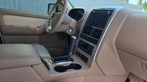 Used 2010 Mercury Mountaineer Premier image 29