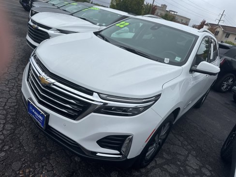 Used 2022 Chevrolet Equinox Premier image 2