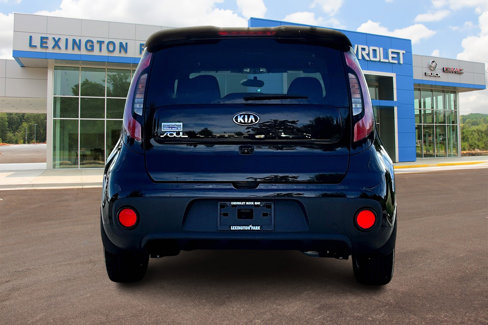 Used 2017 Kia Soul w/ Convenience Package image 4