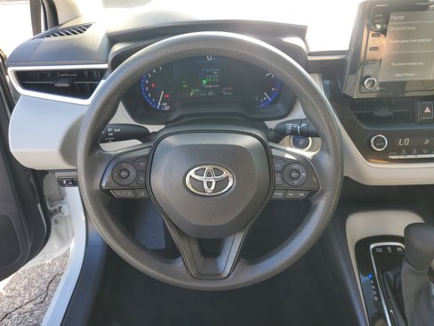 Used 2022 Toyota Corolla LE image 15