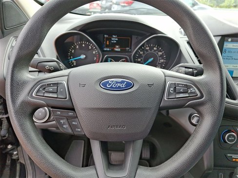 Used 2019 Ford Escape SE image 16