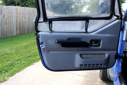 Used 1997 Jeep Wrangler SE image 11