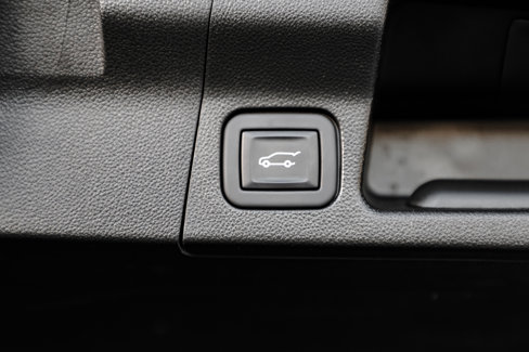 Certified 2023 GMC Acadia Denali w/ Denali Ultimate Package image 14