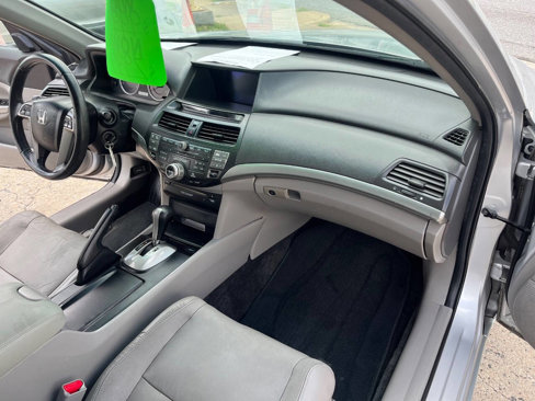 Used 2010 Honda Accord EX-L image 18