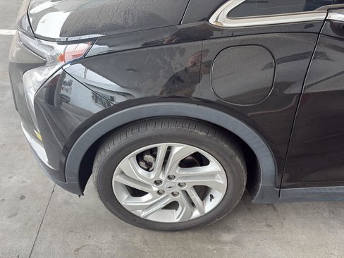 Used 2022 Chevrolet Bolt LT image 6