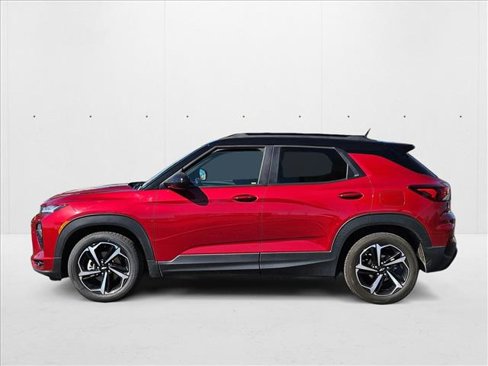 Used 2021 Chevrolet TrailBlazer RS w/ Sun and Liftgate Package image 9