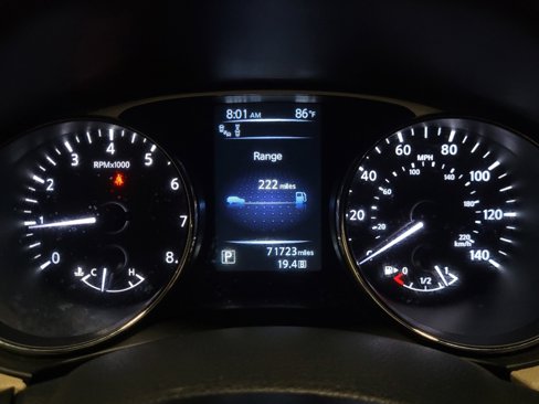 Used 2016 Nissan Rogue SL image 23