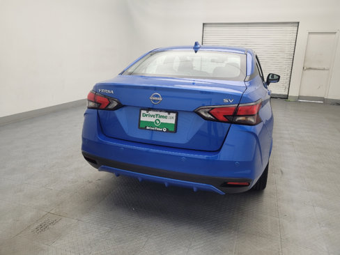 Used 2023 Nissan Versa SV image 7