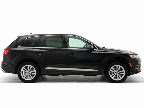 Used 2017 Audi Q7 3.0T Premium image 2