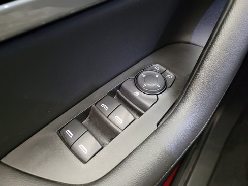 Used 2019 Chevrolet Blazer LT image 27