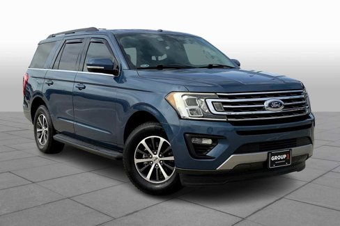 Used 2018 Ford Expedition XLT w/ Equipment Group 201A image 2