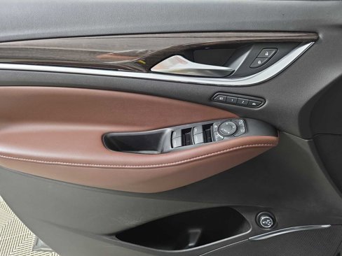 Used 2018 Buick Enclave Avenir w/ Avenir Technology Package image 30